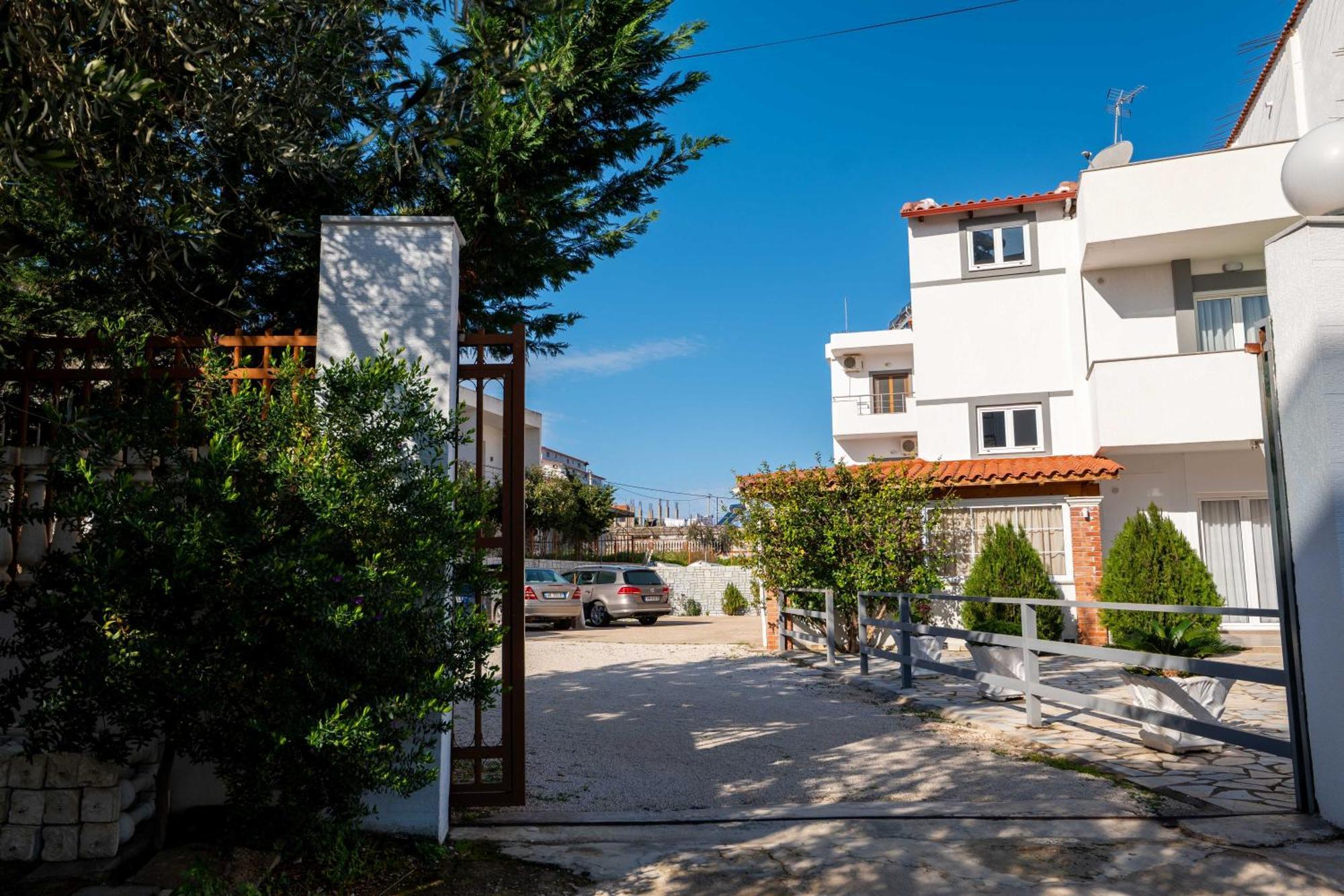Apartments Aktea Ksamil Exterior photo